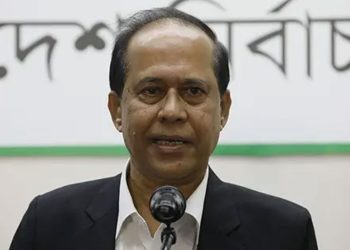 তলোয়ারের বিপরীতে রাইফেল তত্ত্ব সিইসি’র