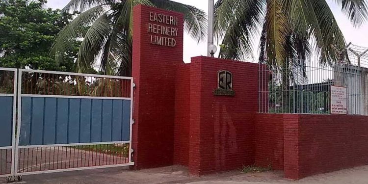 পাকিস্তান আমলের ইস্টার্ন রিফাইনারিই একমাত্র ভরসা