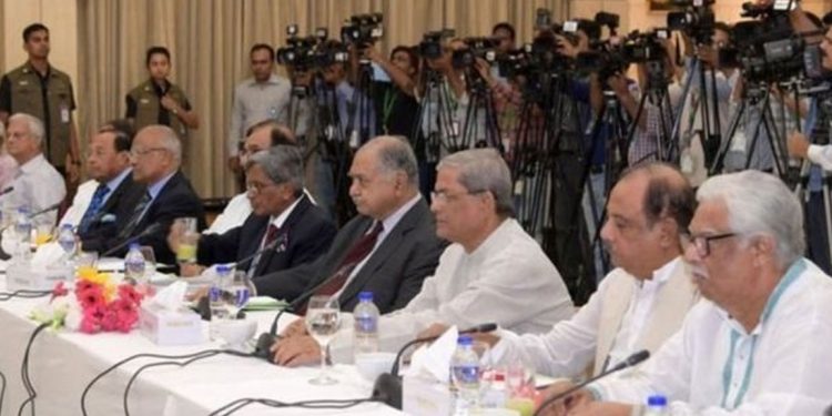 আবারও কি সরকারের ফাঁদে পা দিচ্ছে বিরোধীদল?