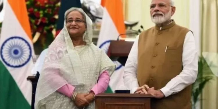 ক্ষমতা নিশ্চিত করতে হাসিনার ভারত সফর!