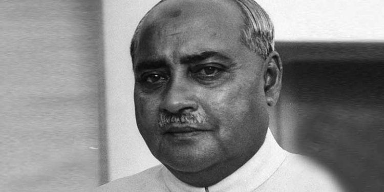 আজ জমিদারি প্রথা বিলুপ্তির দিন