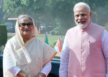 হাসিনাকে কেন মোদির ছাড়পত্র নিতে হয়?